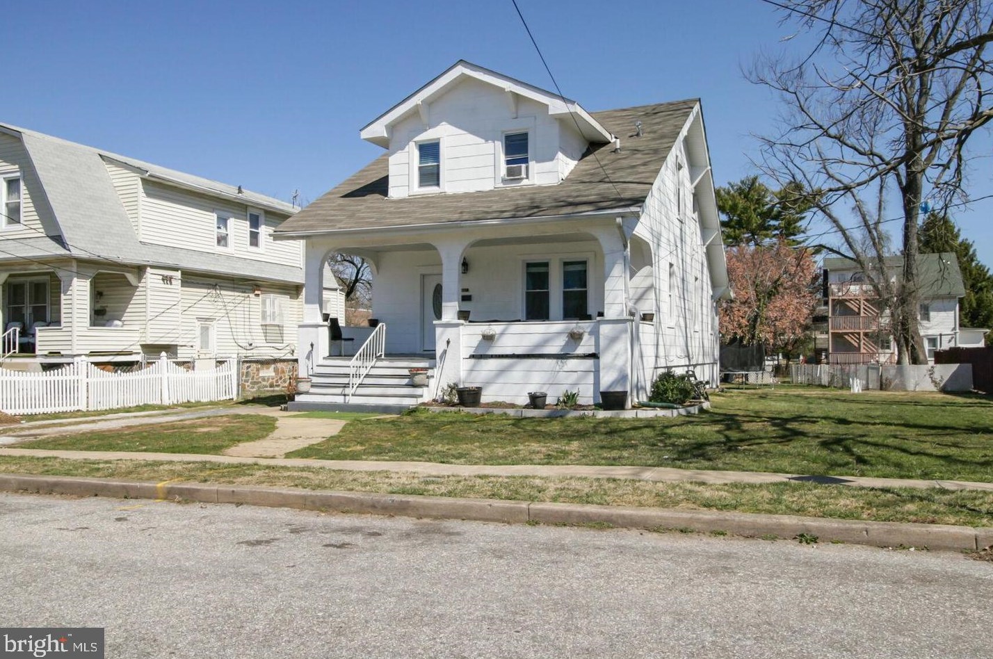5607 Narcissus Ave, Baltimore MD  21215-3543 exterior