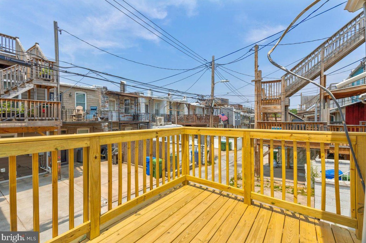 646 Curley St, Baltimore MD  21224-2737 exterior