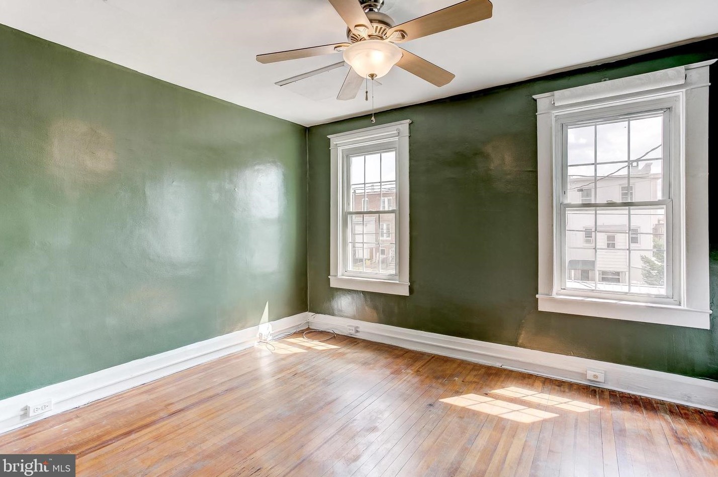 1353 42, Baltimore MD 21218-1202 exterior