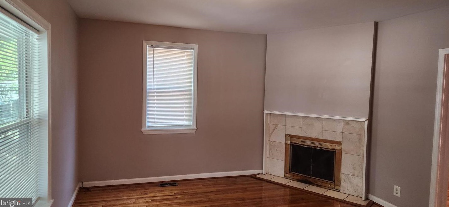 4811 Harford Rd, Baltimore, MD 21214-2935