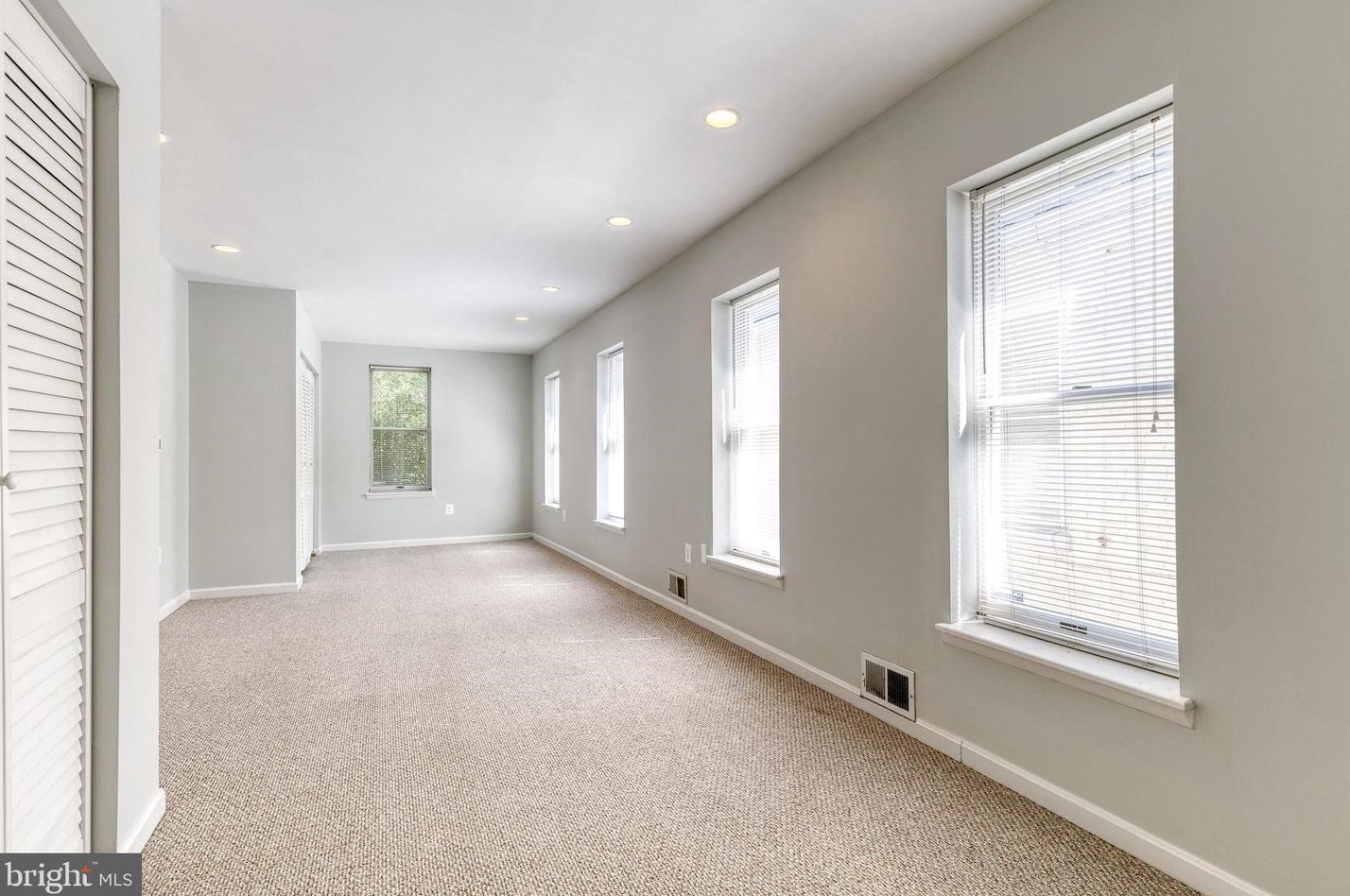 2002 Lombard St, Baltimore MD 21231-1010 exterior