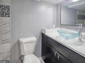2822 E Chase St, Baltimore, MD 21213