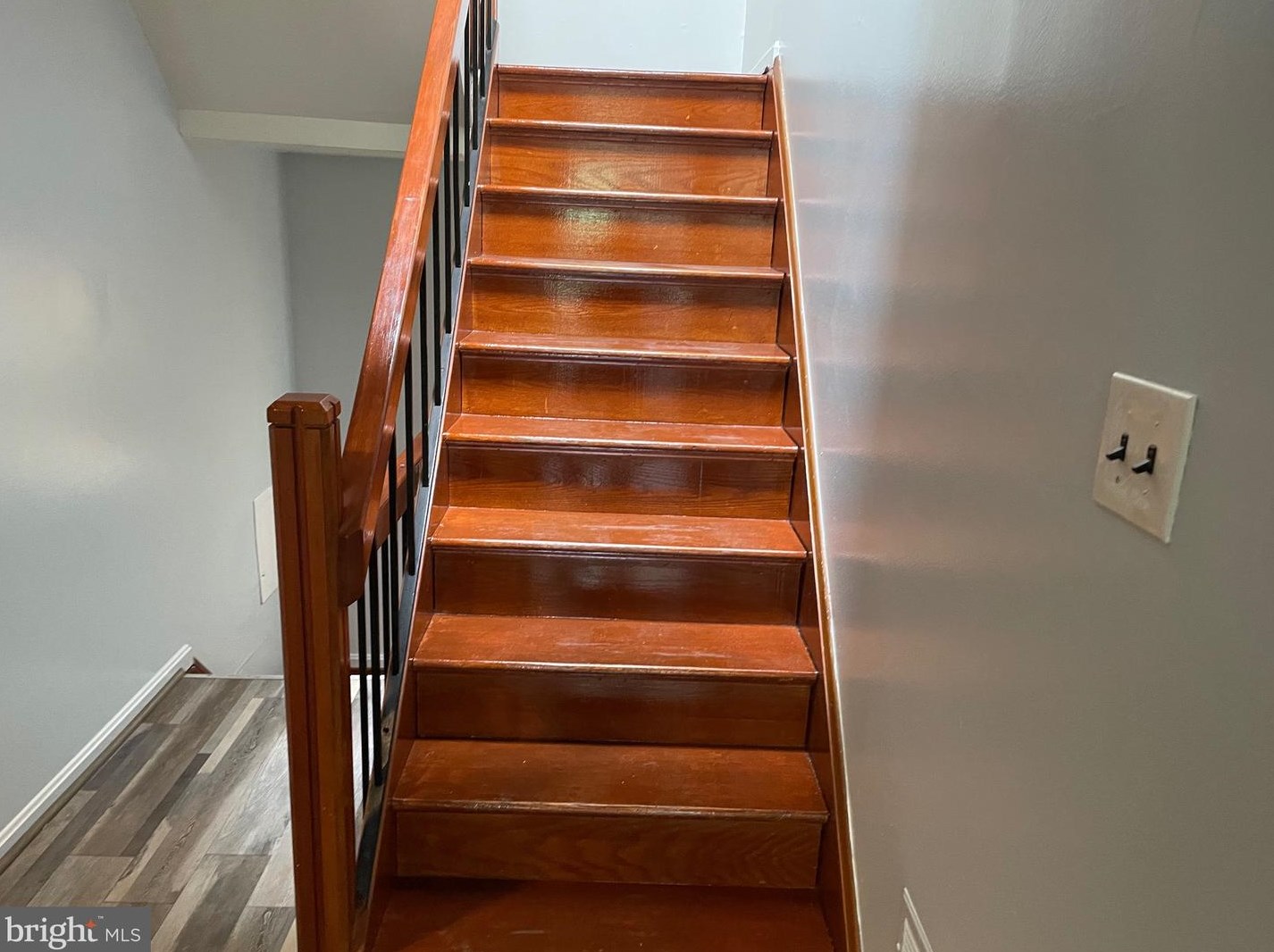 543 Mosher St, Baltimore, MD 21217-3134