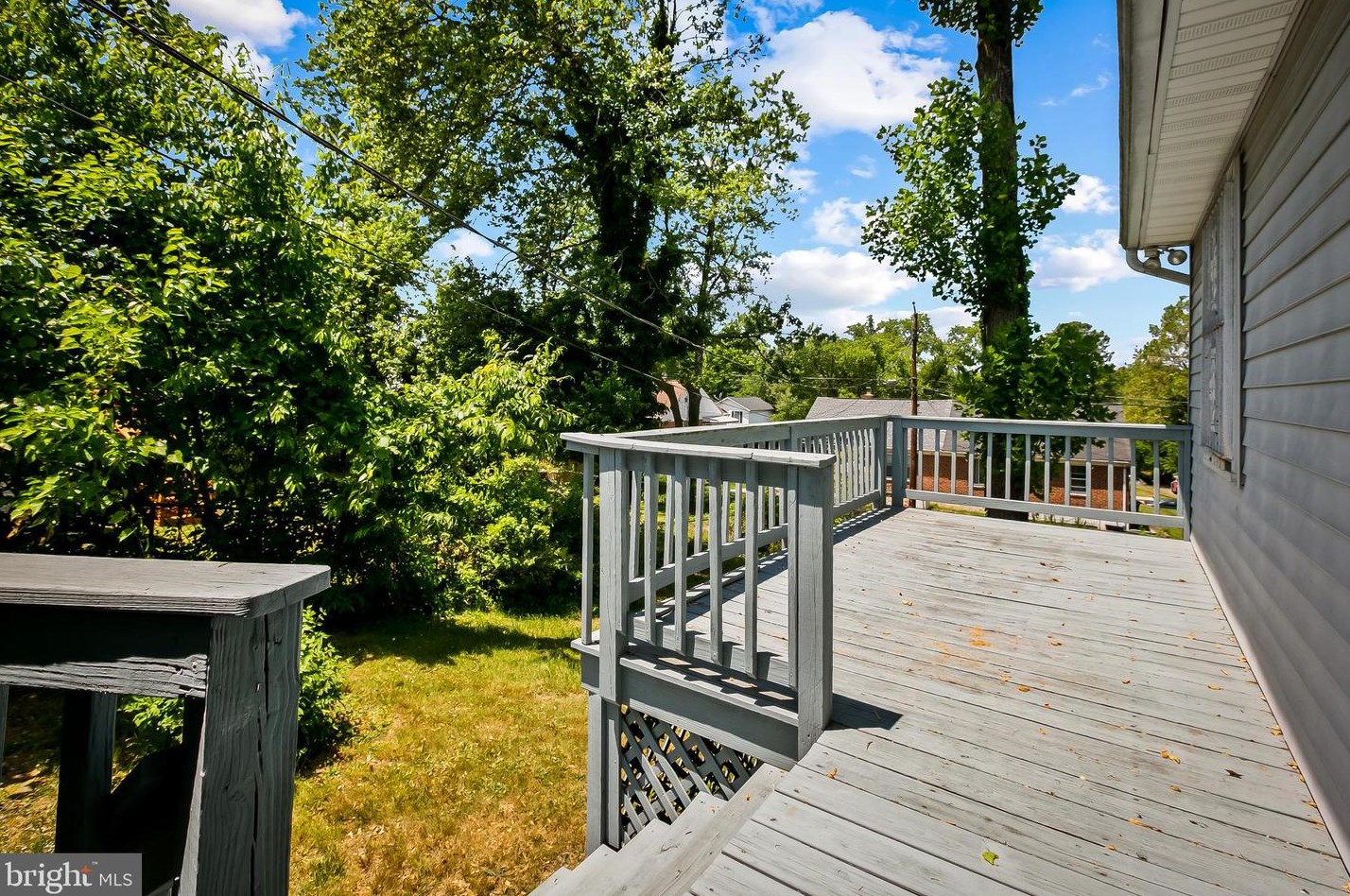 5016 Pilgrim Rd, Baltimore MD 21214-1541 exterior