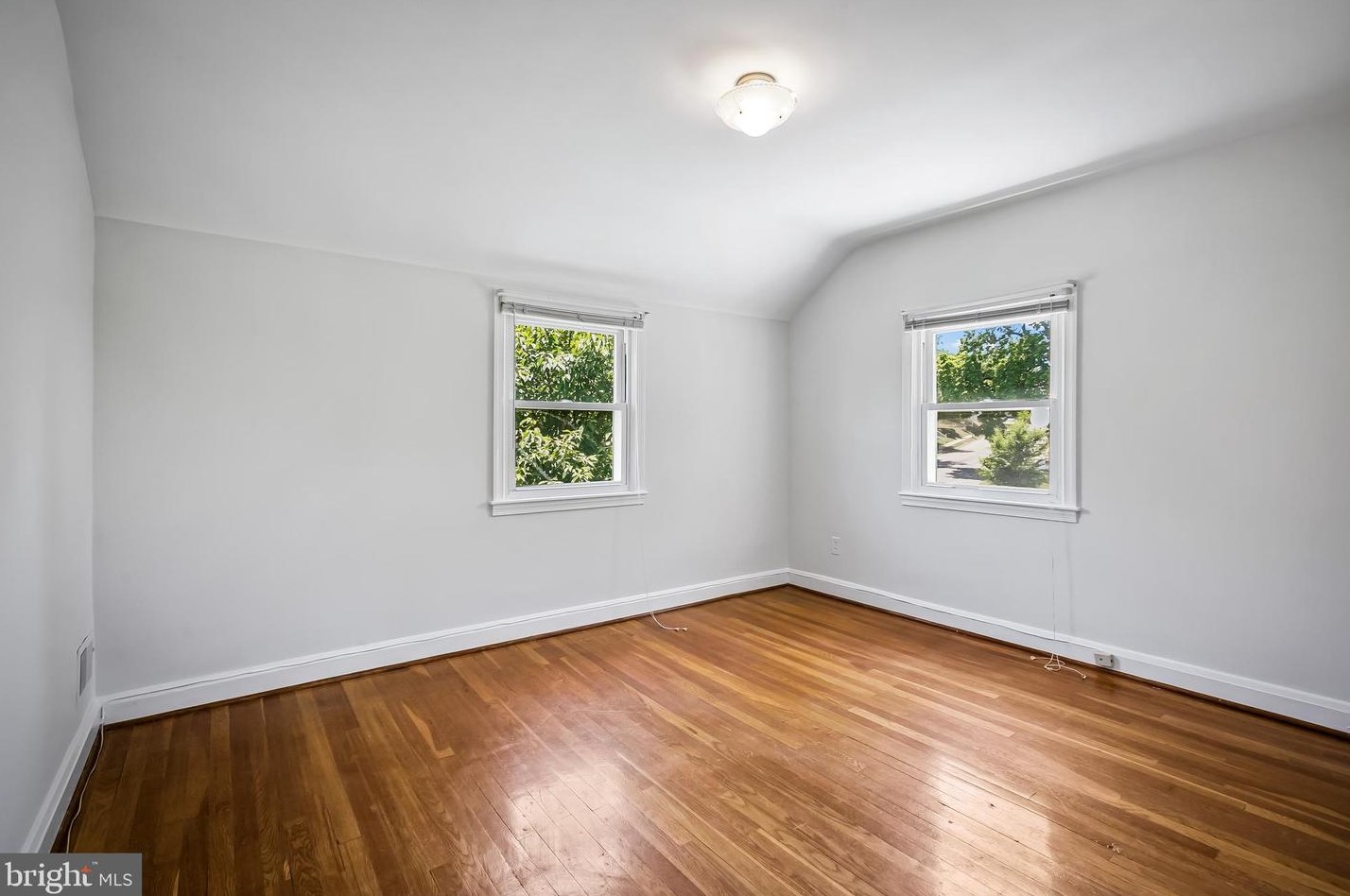 5016 Pilgrim Rd, Baltimore MD 21214-1541 exterior