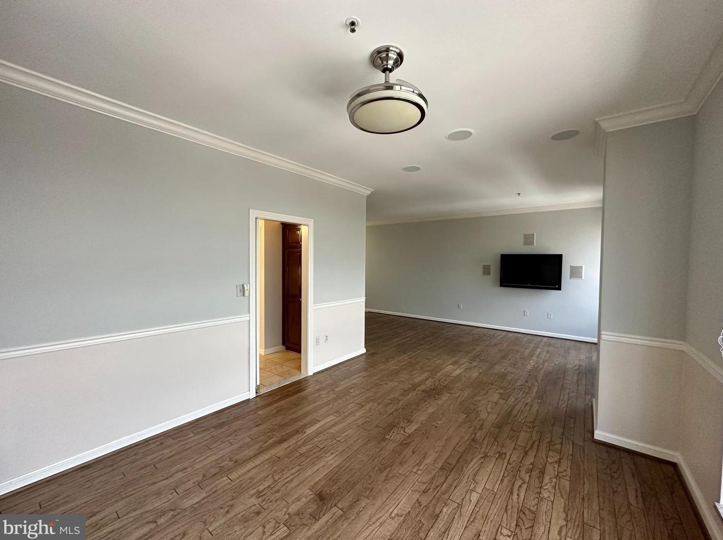 10 E Lee St #1503, Baltimore, MD 21202