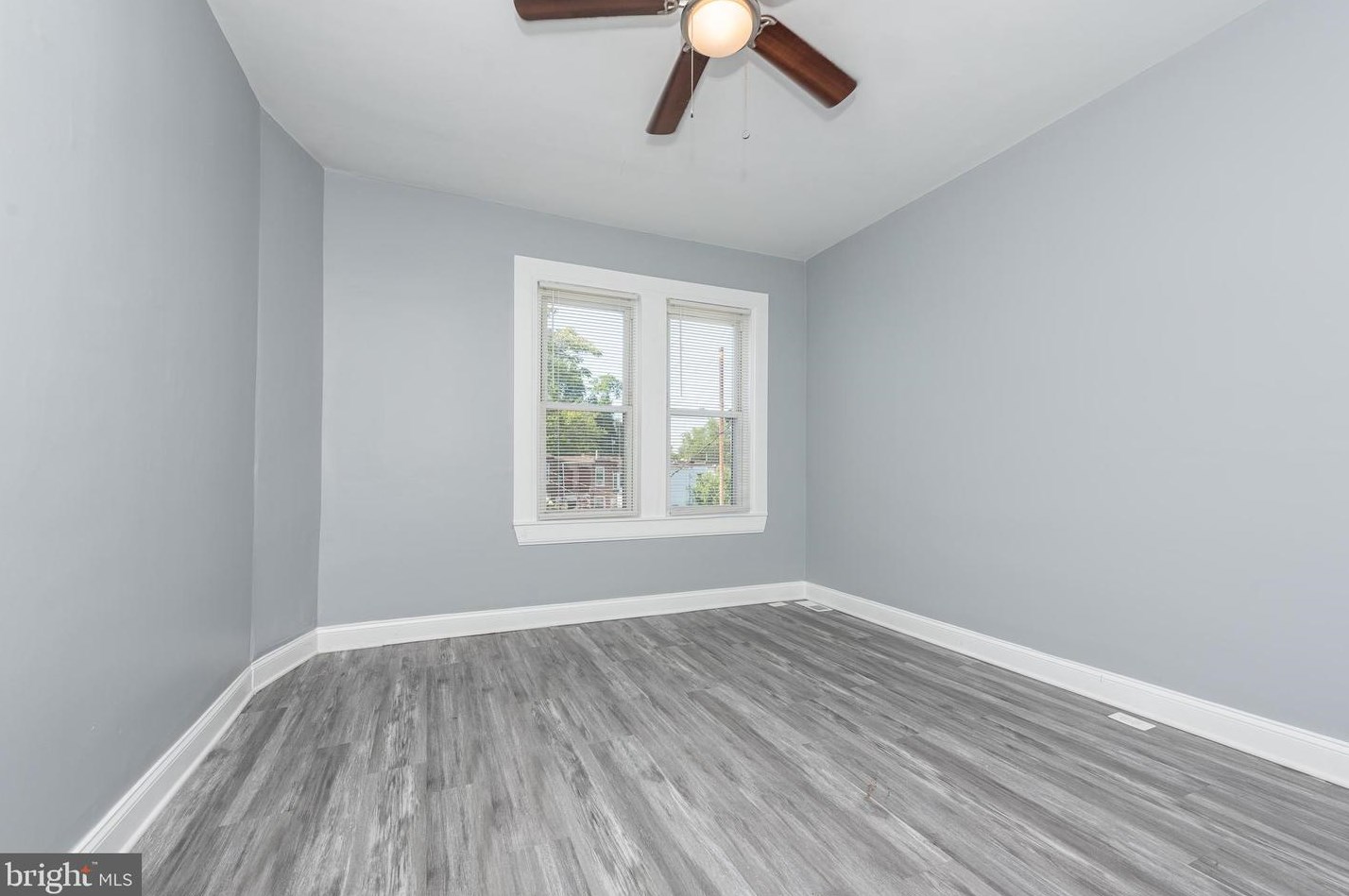 2428 Keyworth Ave, Baltimore MD  21215-7633 exterior