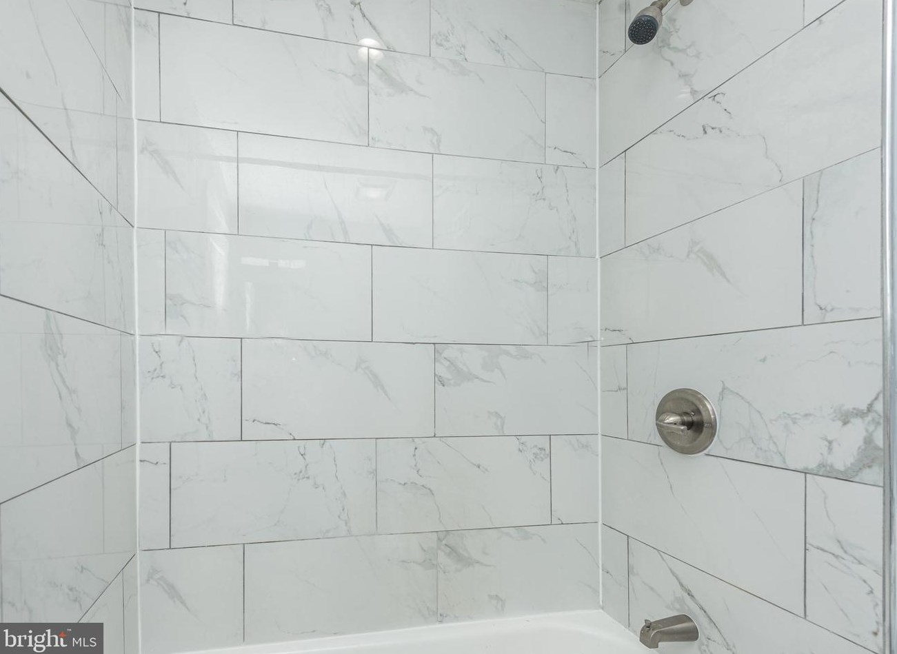 2428 Keyworth Ave, Baltimore MD  21215-7633 exterior