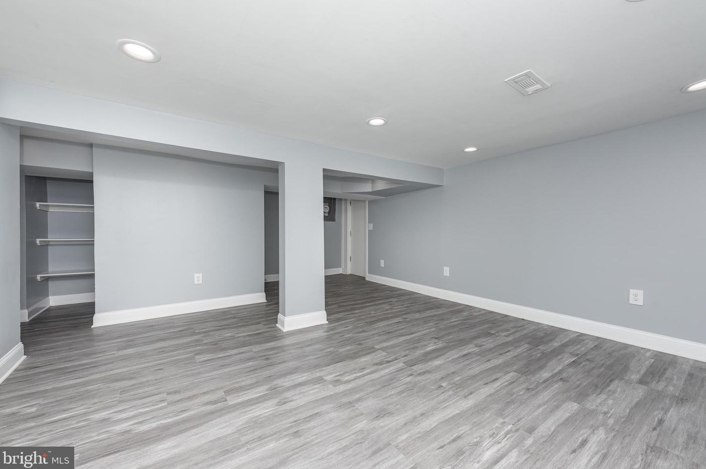 2428 Keyworth Ave, Baltimore MD  21215-7633 exterior