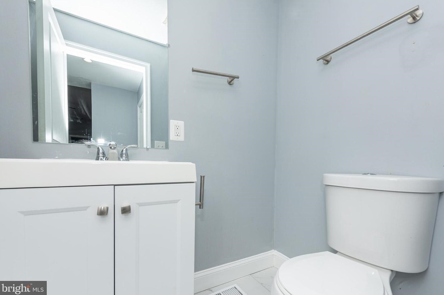 2428 Keyworth Ave, Baltimore MD  21215-7633 exterior