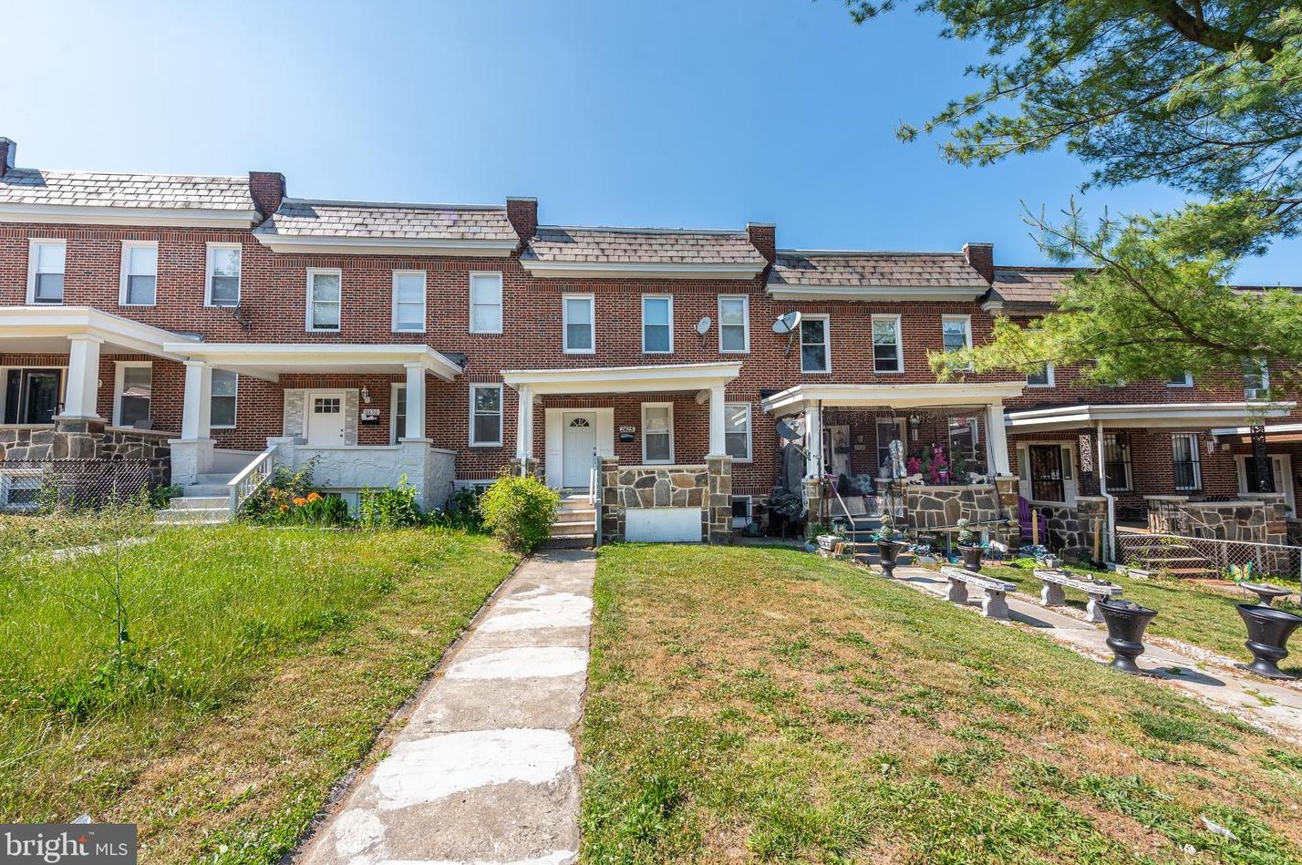 2428 Keyworth Ave, Baltimore MD  21215-7633 exterior