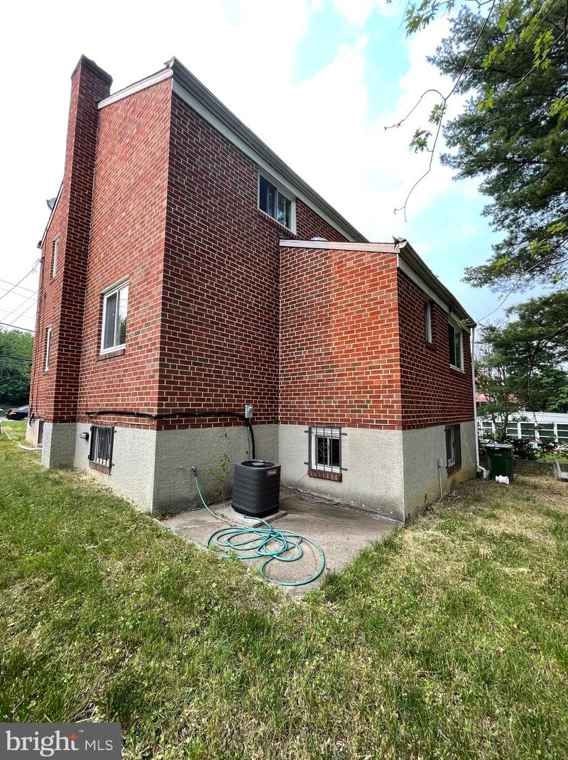5605 Radecke Ave, Baltimore, MD 21206-4411