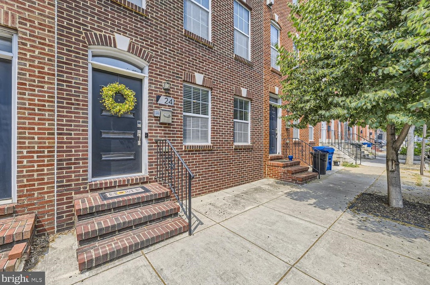 24 Fort Ave, Baltimore, MD 21230-4541