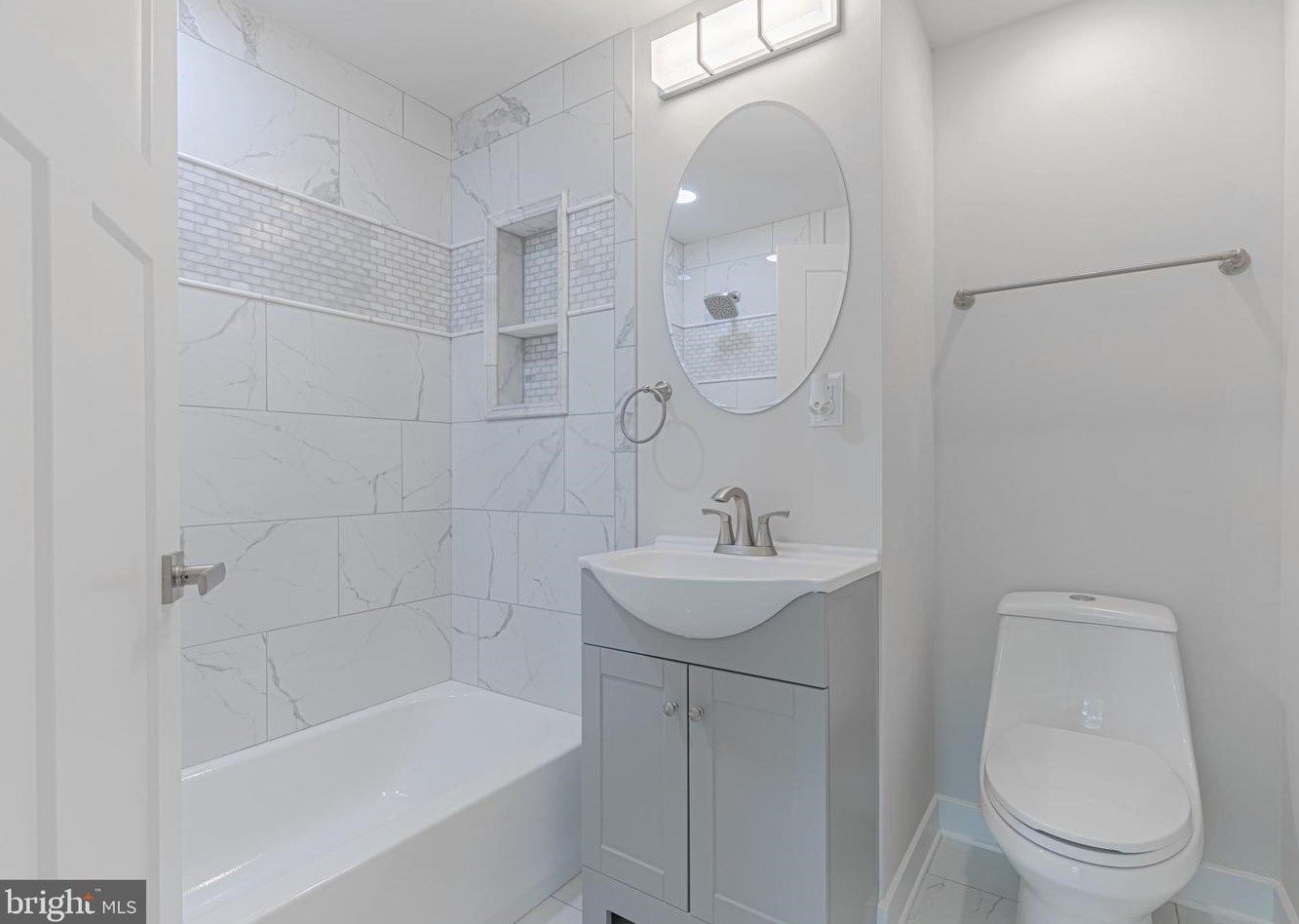 1420 Elmtree St, Baltimore MD  21226-1240 exterior