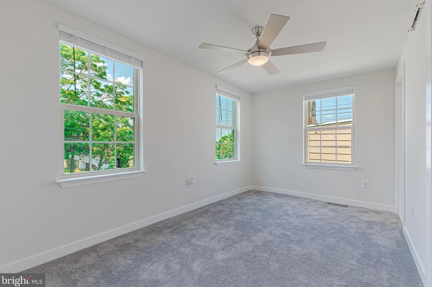 1420 Elmtree St, Baltimore MD  21226-1240 exterior