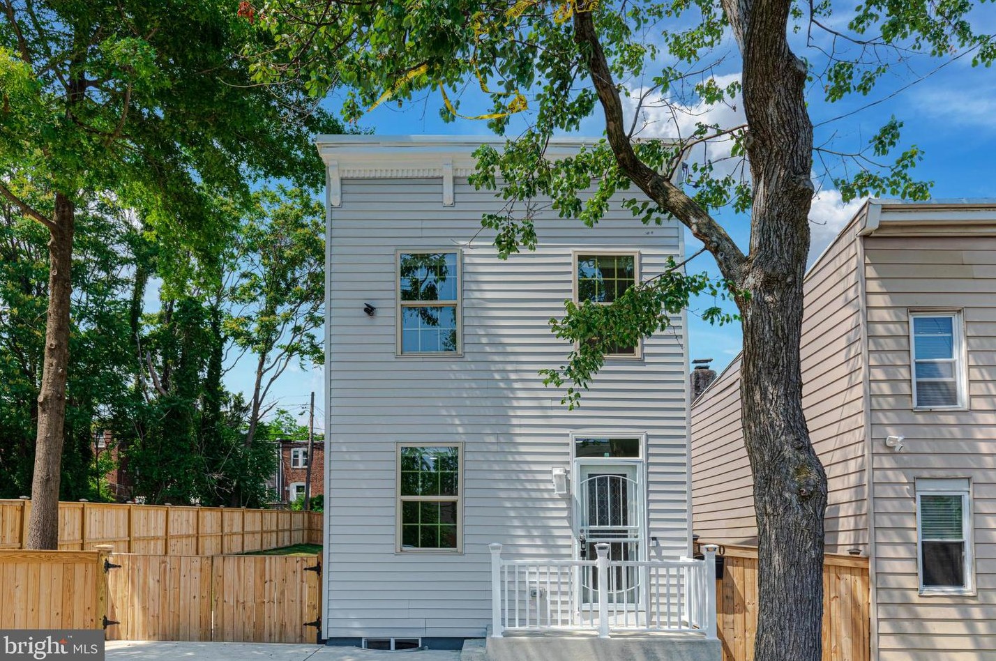 1420 Elmtree St, Baltimore MD  21226-1240 exterior