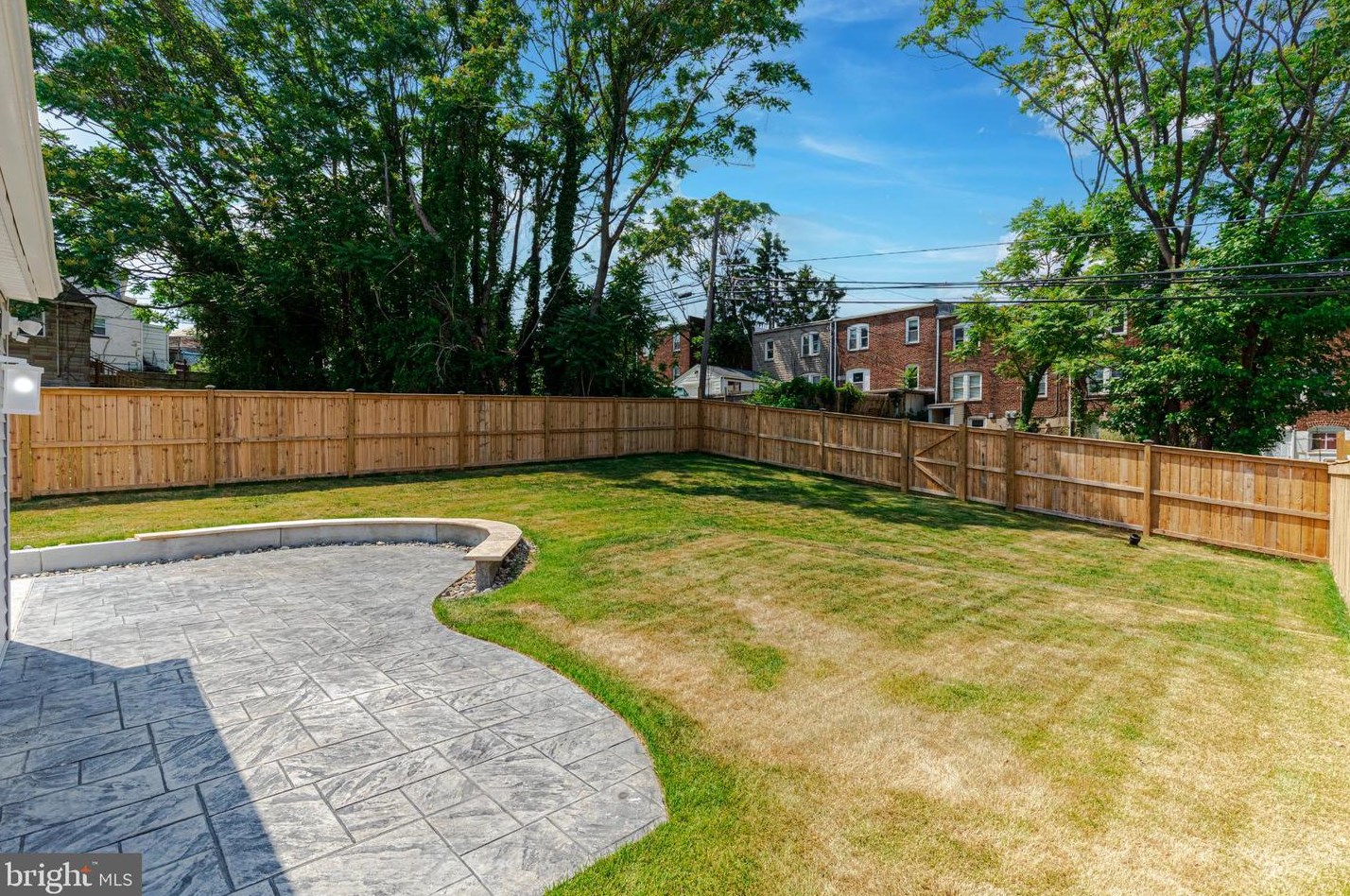 1420 Elmtree St, Baltimore MD  21226-1240 exterior