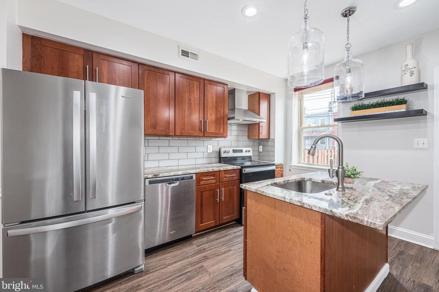 135 Decker Ave, Baltimore MD  21224-1334 exterior