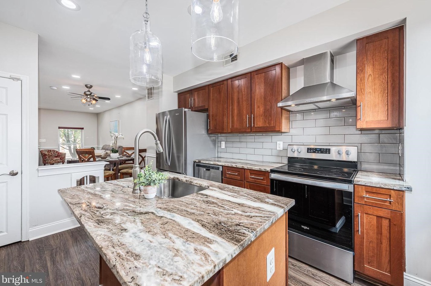 135 Decker Ave, Baltimore MD  21224-1334 exterior