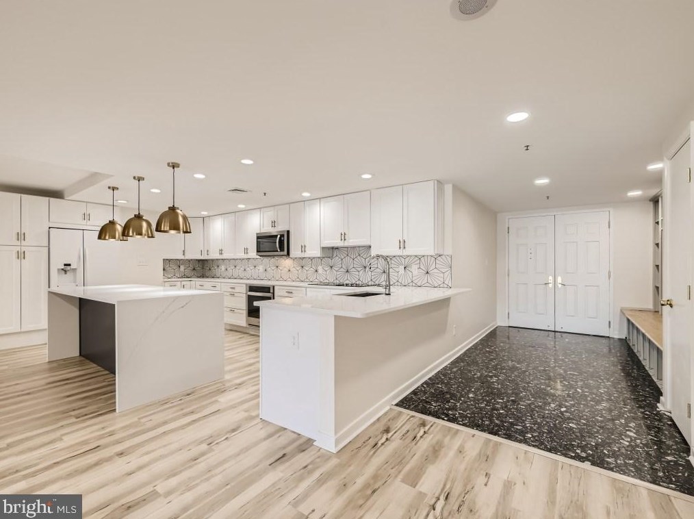 250 President St #800, Baltimore, MD 21202