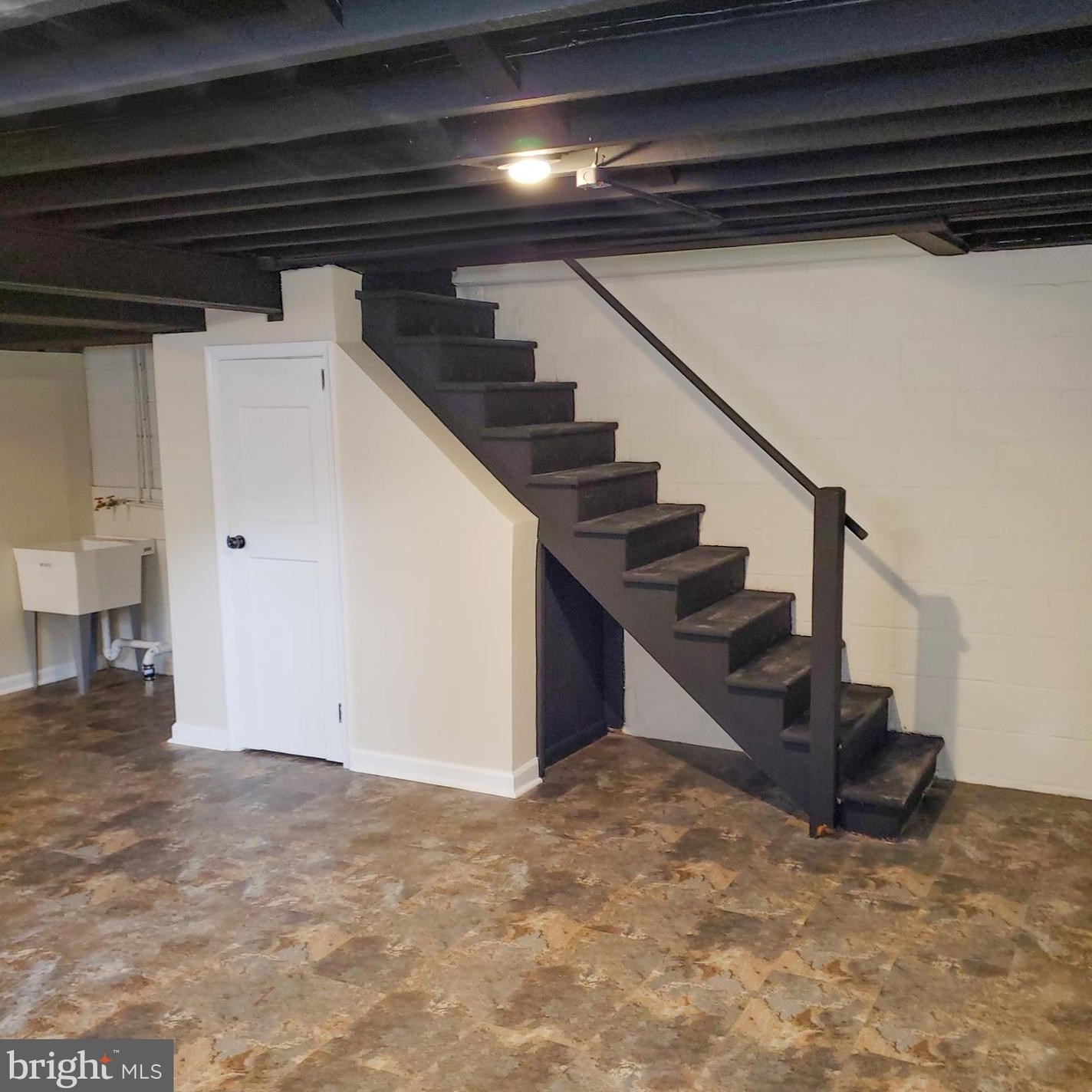 3143 Woodring Ave, Baltimore MD  21234-7830 exterior