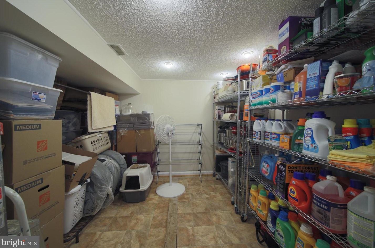 3512 Parklawn Ave, Baltimore MD  21213-1115 exterior