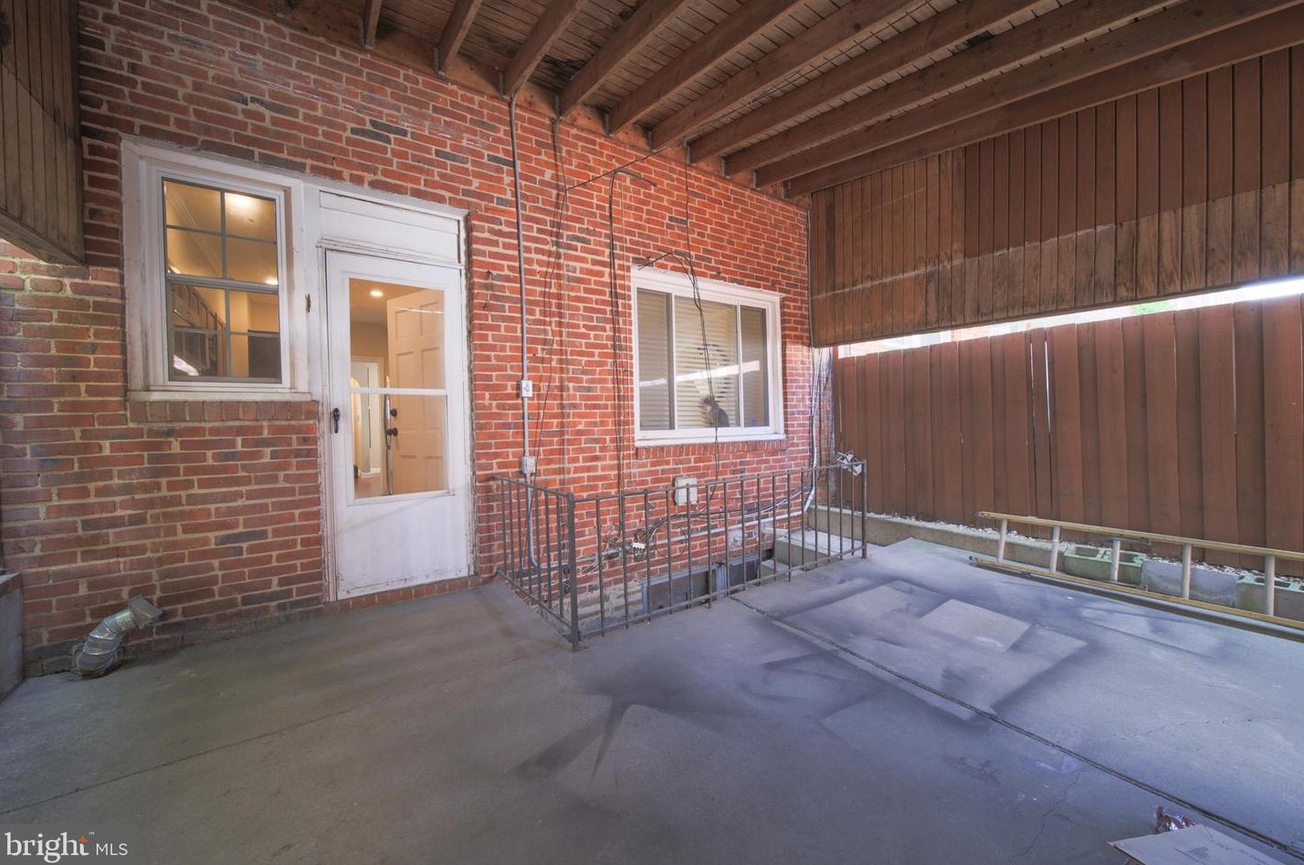 3512 Parklawn Ave, Baltimore MD  21213-1115 exterior