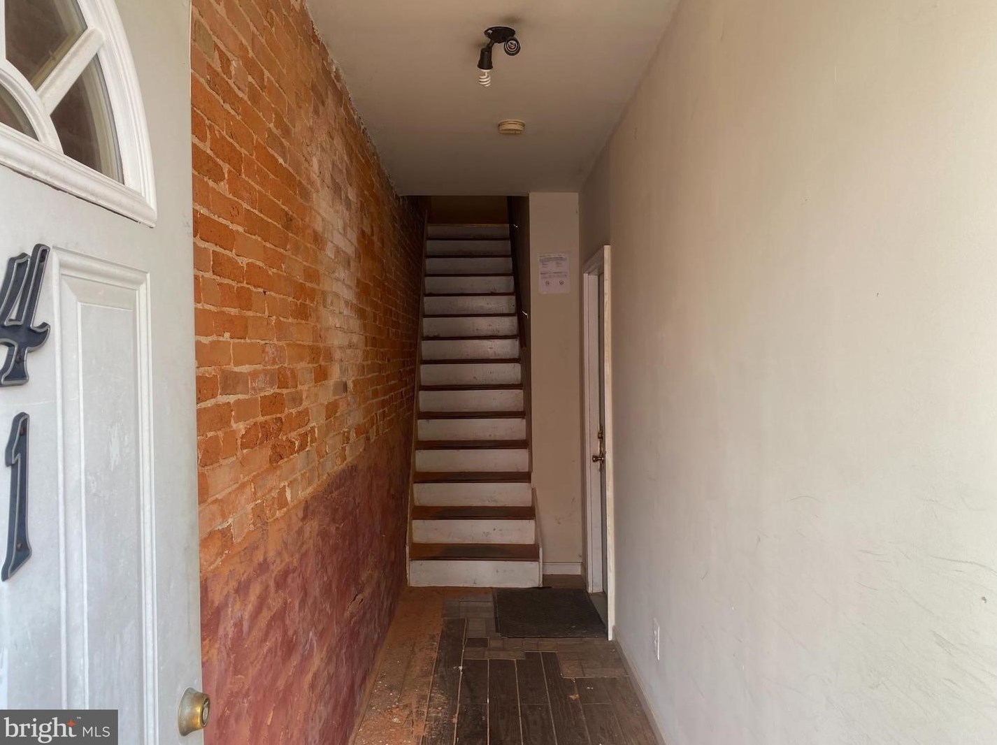 41 Poppleton St, Baltimore, MD 21201-1031