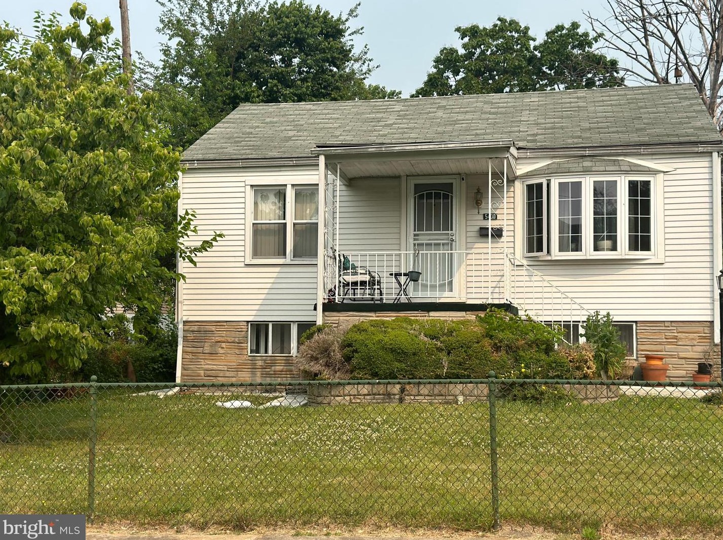 5400 Creston Ave, Baltimore, MD 21214-2712