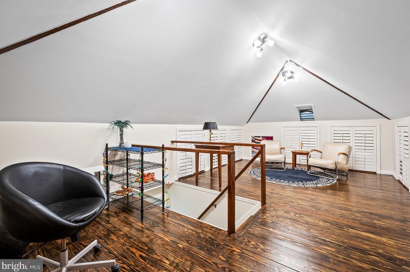 109 Croydon Rd, Baltimore MD 21207-3850 exterior