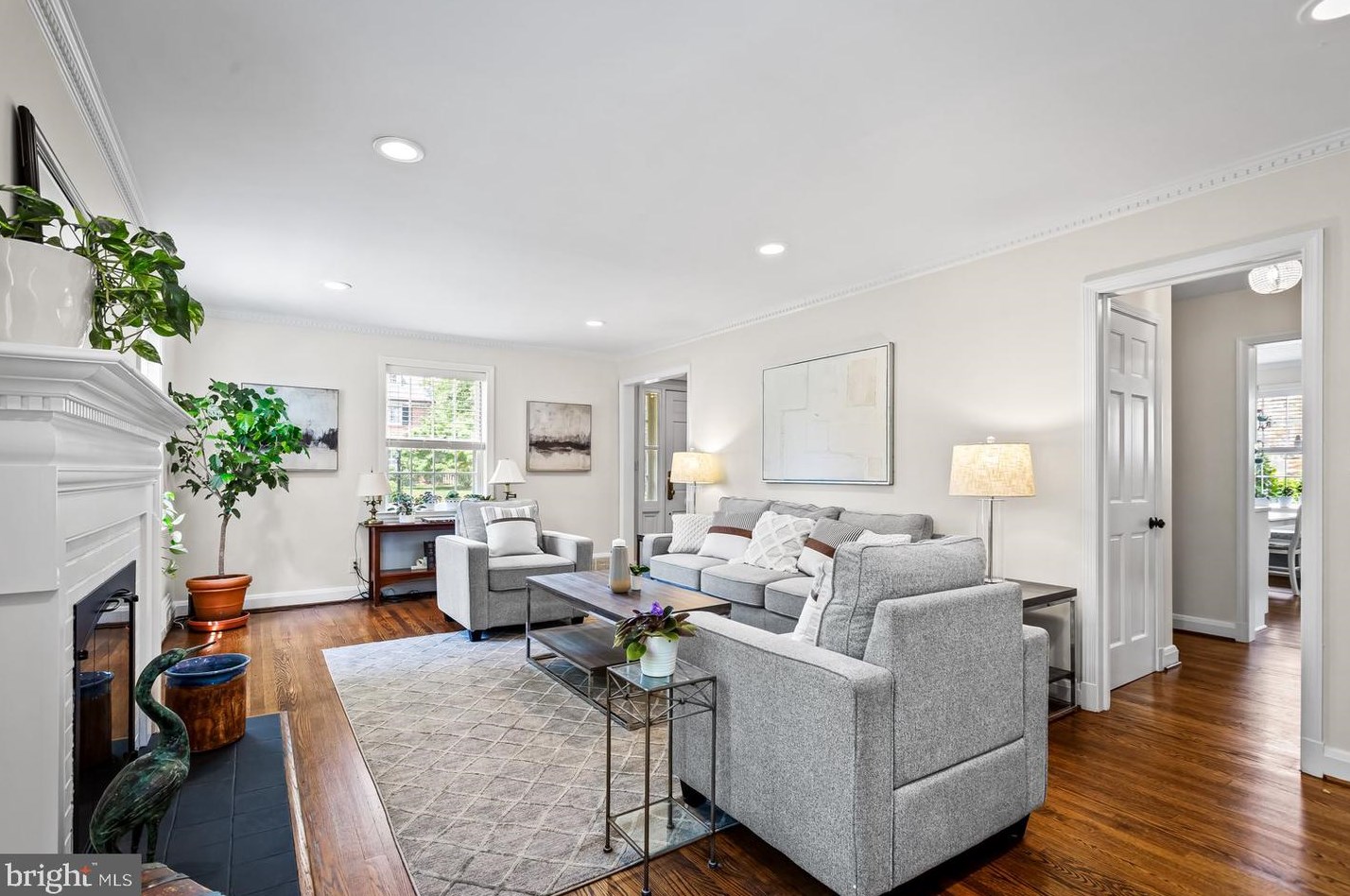 109 Croydon Rd, Baltimore MD 21207-3850 exterior