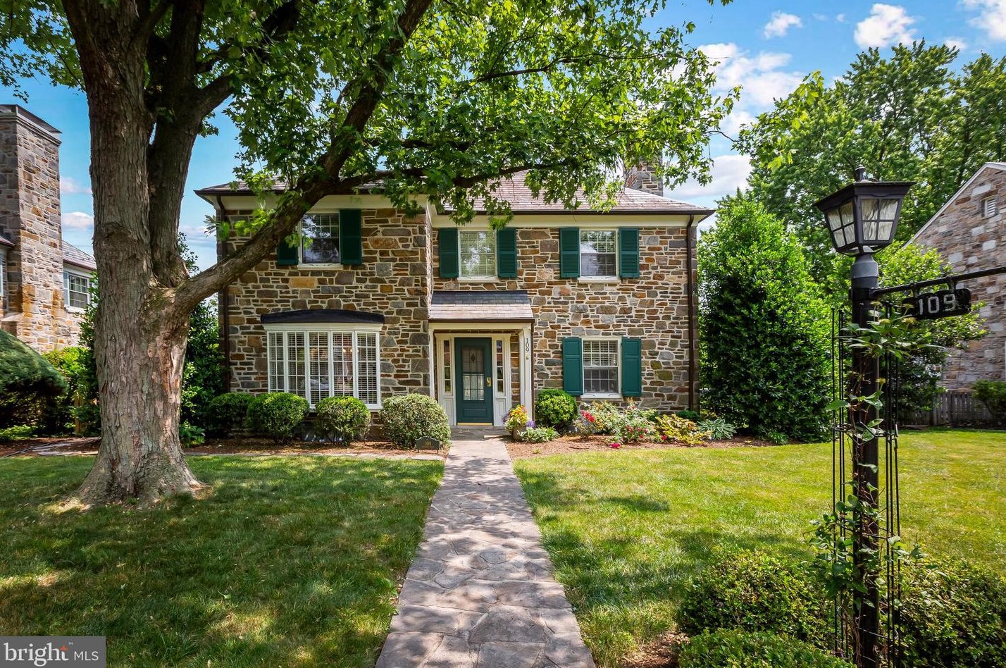 109 Croydon Rd, Baltimore, MD 21212-3302