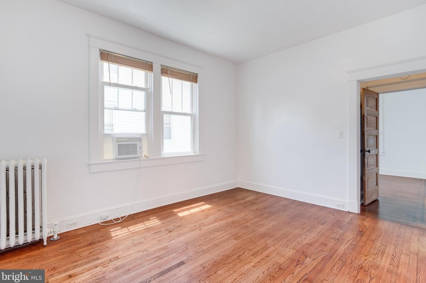 2904 Bayonne Ave, Baltimore MD 21206-3403 exterior