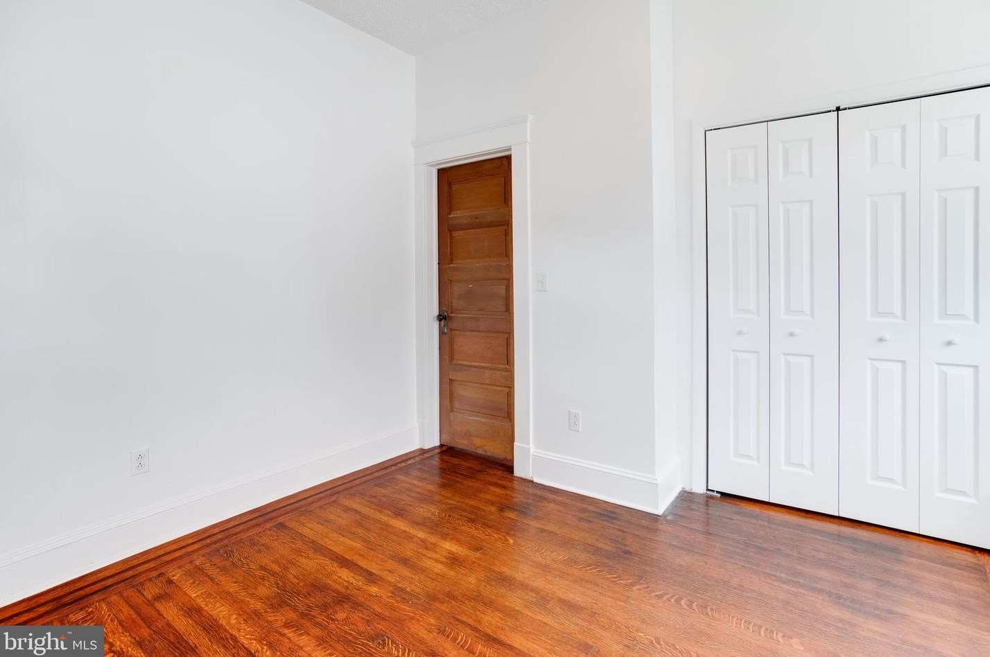 2904 Bayonne Ave, Baltimore MD 21206-3403 exterior