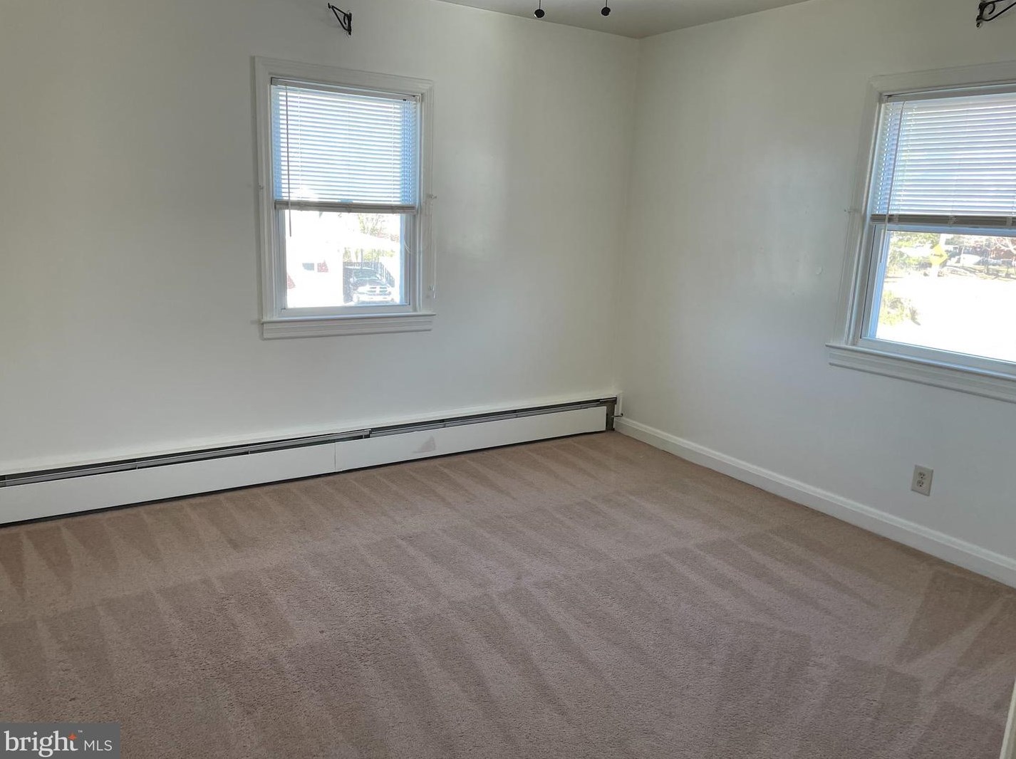 4625 Mary Ave, Baltimore MD 21206-2803 exterior