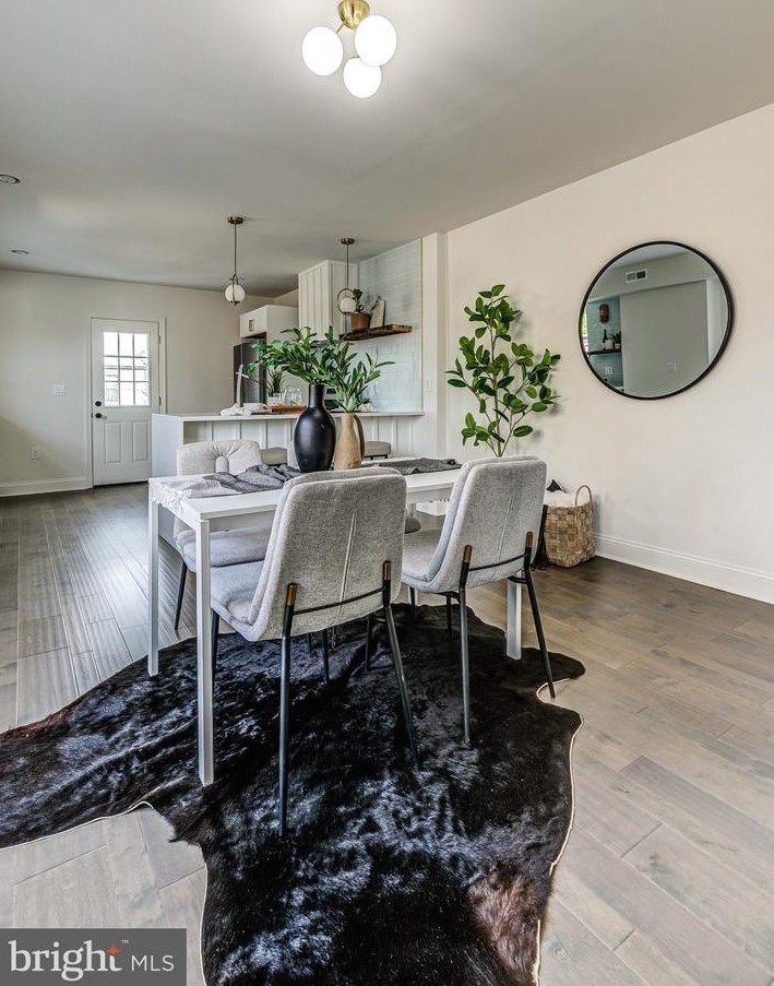 815 33 St, Baltimore MD 21211-2707 exterior