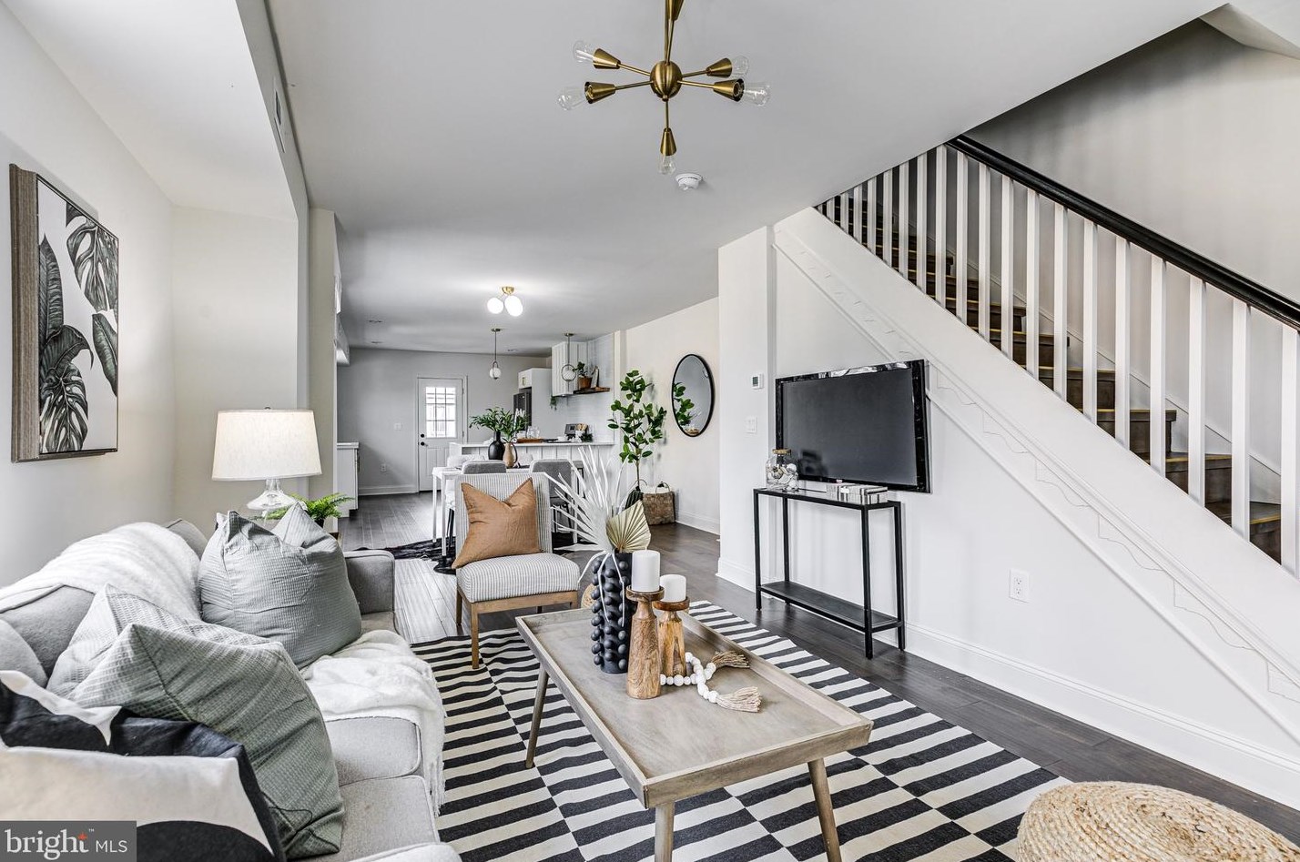 815 33 St, Baltimore MD 21211-2707 exterior