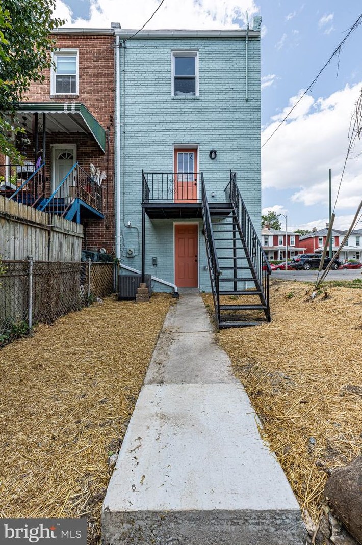 815 33 St, Baltimore MD 21211-2707 exterior