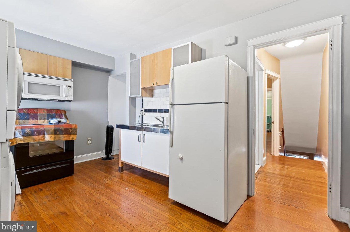 407 Elrino St, Baltimore MD  21224-2765 exterior