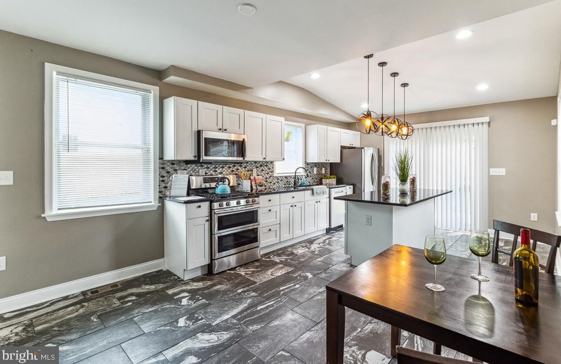 162 Morley St, Baltimore MD  21229-3646 exterior