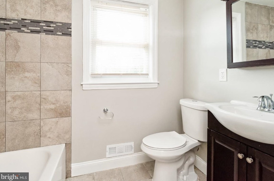 1603 Heathfield Rd, Baltimore MD  21212-1514 exterior