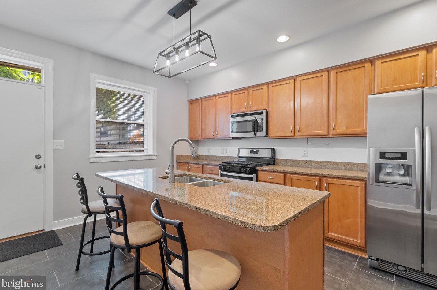 219 Kenwood Ave, Baltimore MD  21224-3613 exterior