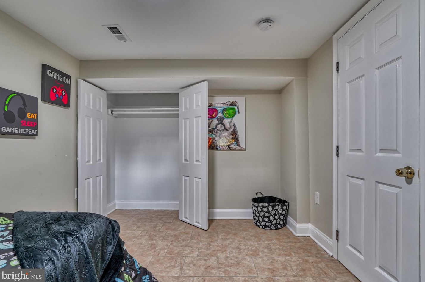 5210 The Alameda, Baltimore MD 21218-1357 exterior