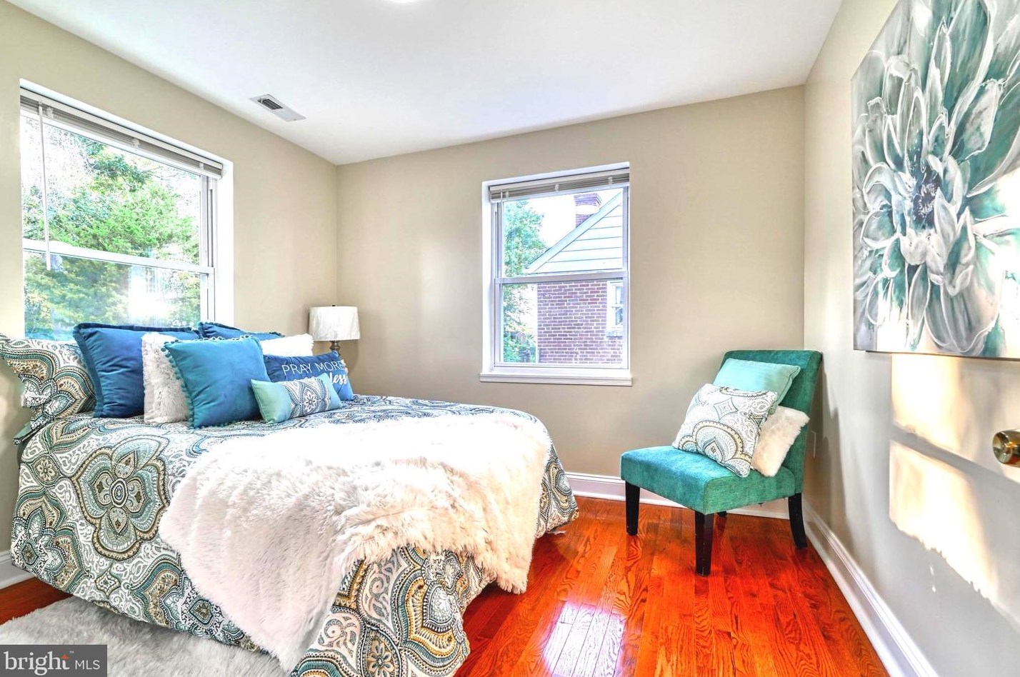 5210 The Alameda, Baltimore MD 21218-1357 exterior