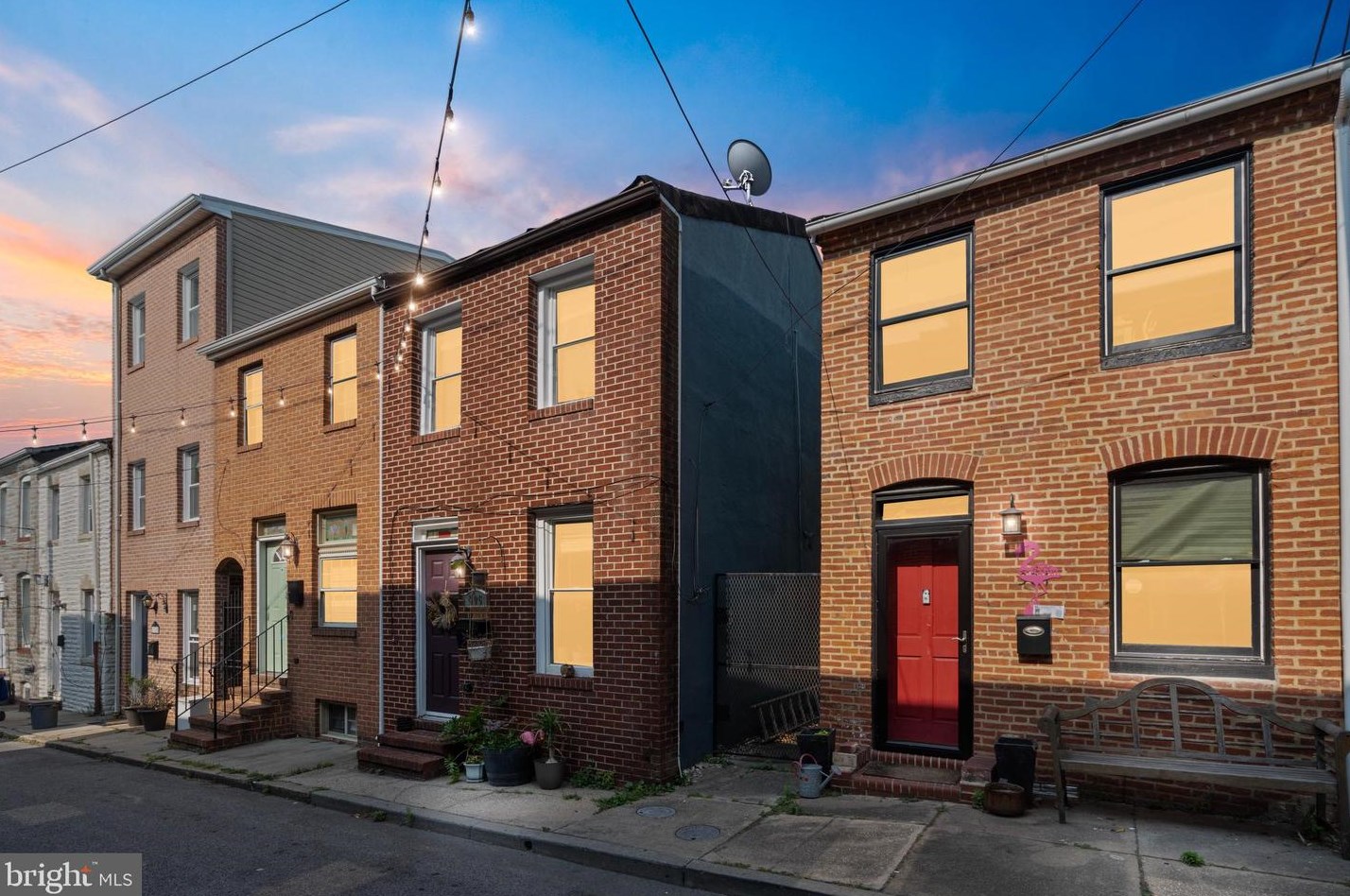 304 S Chapel St, Baltimore, MD 21231