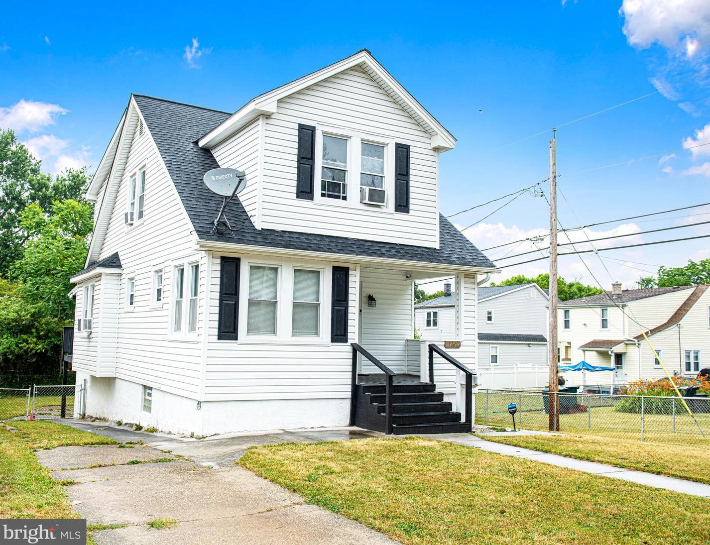 3120 Mary Ave, Baltimore, MD 21214-2041