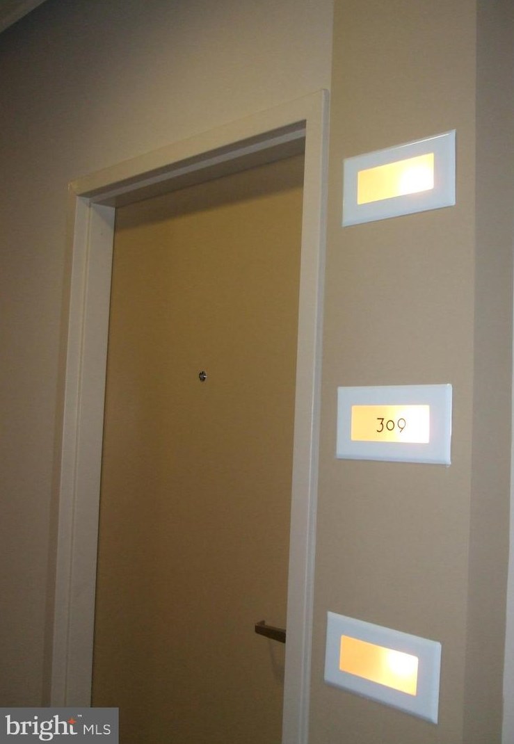 1211 Light St Apt 309, Baltimore, MD 21230