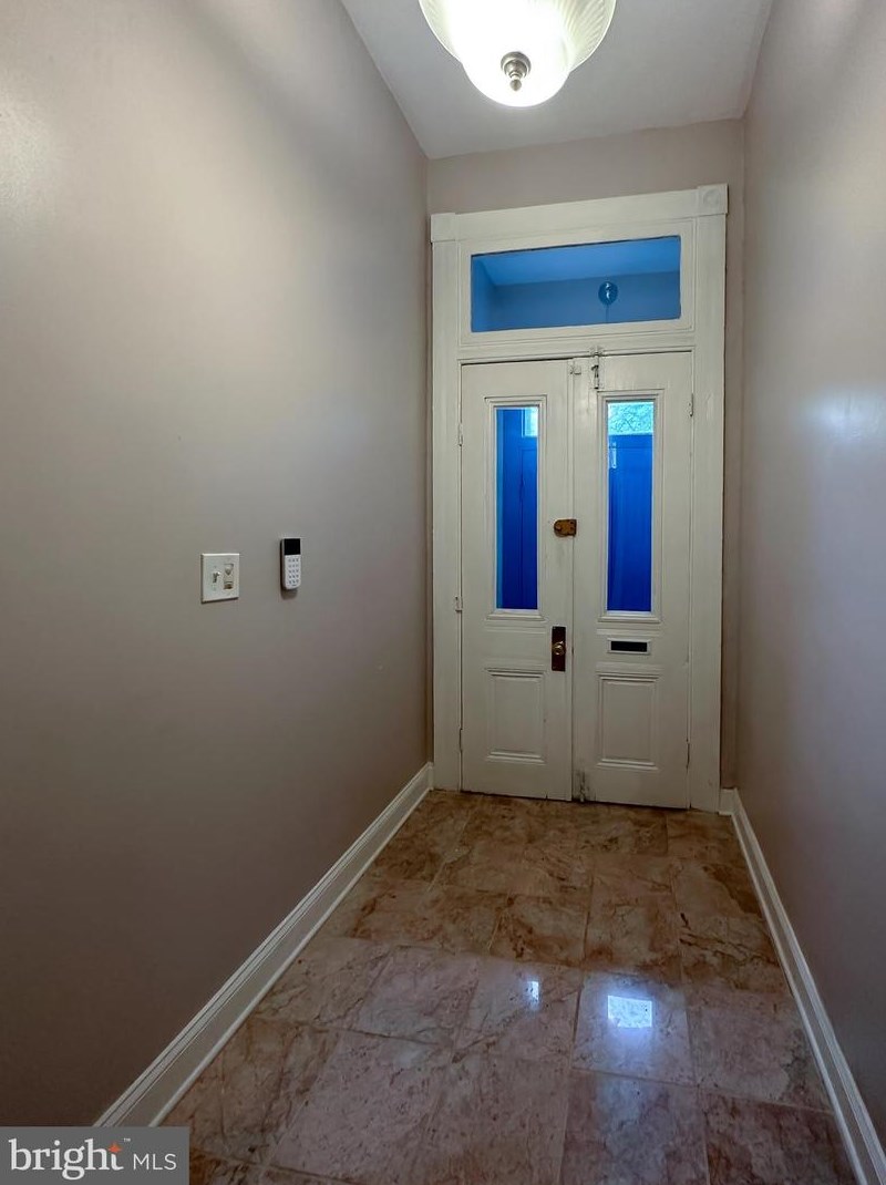 1713 Bolton St #3, Baltimore, MD 21217