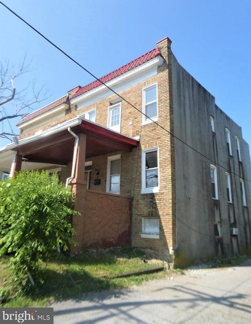 4002 Ayrdale Ave, Baltimore, MD 21215-6106