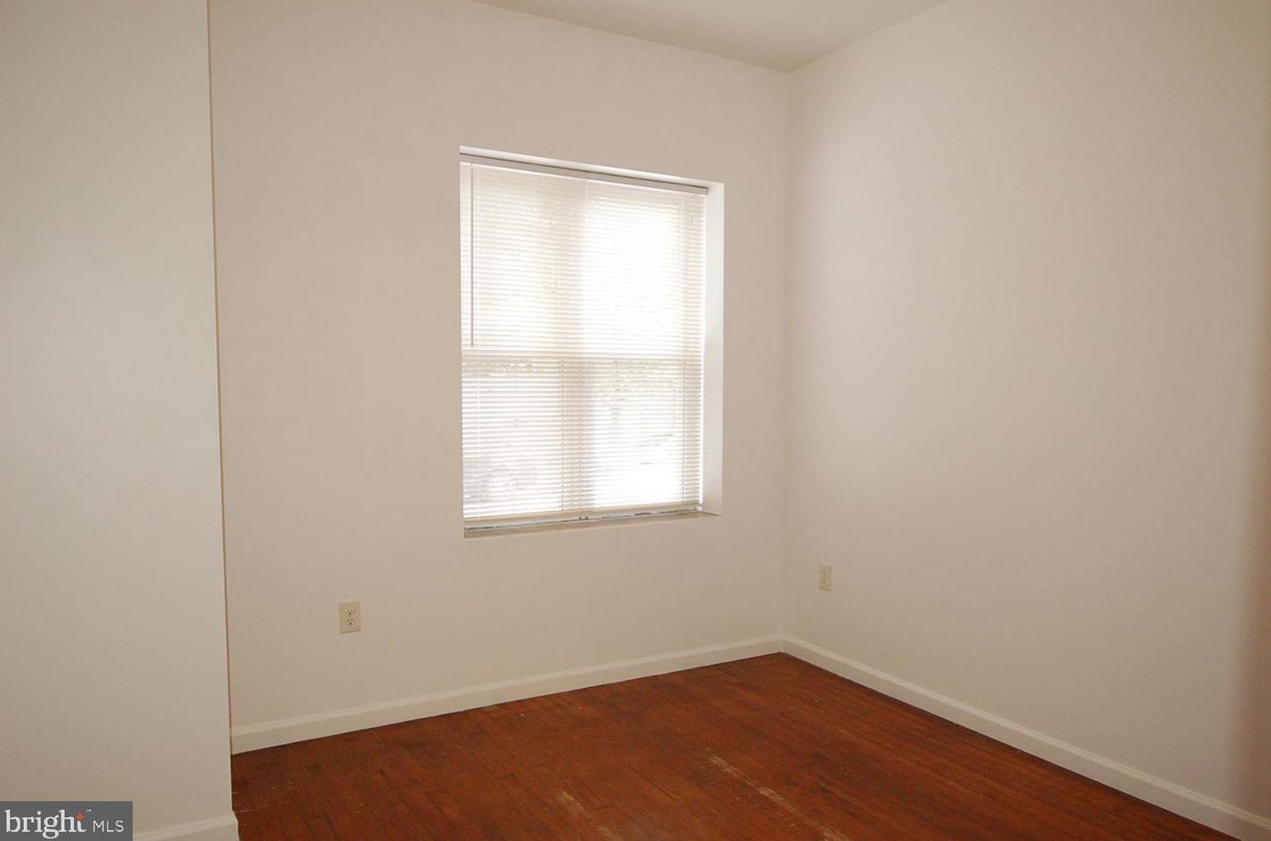 2015 Jefferson St, Baltimore MD  21205-2335 exterior